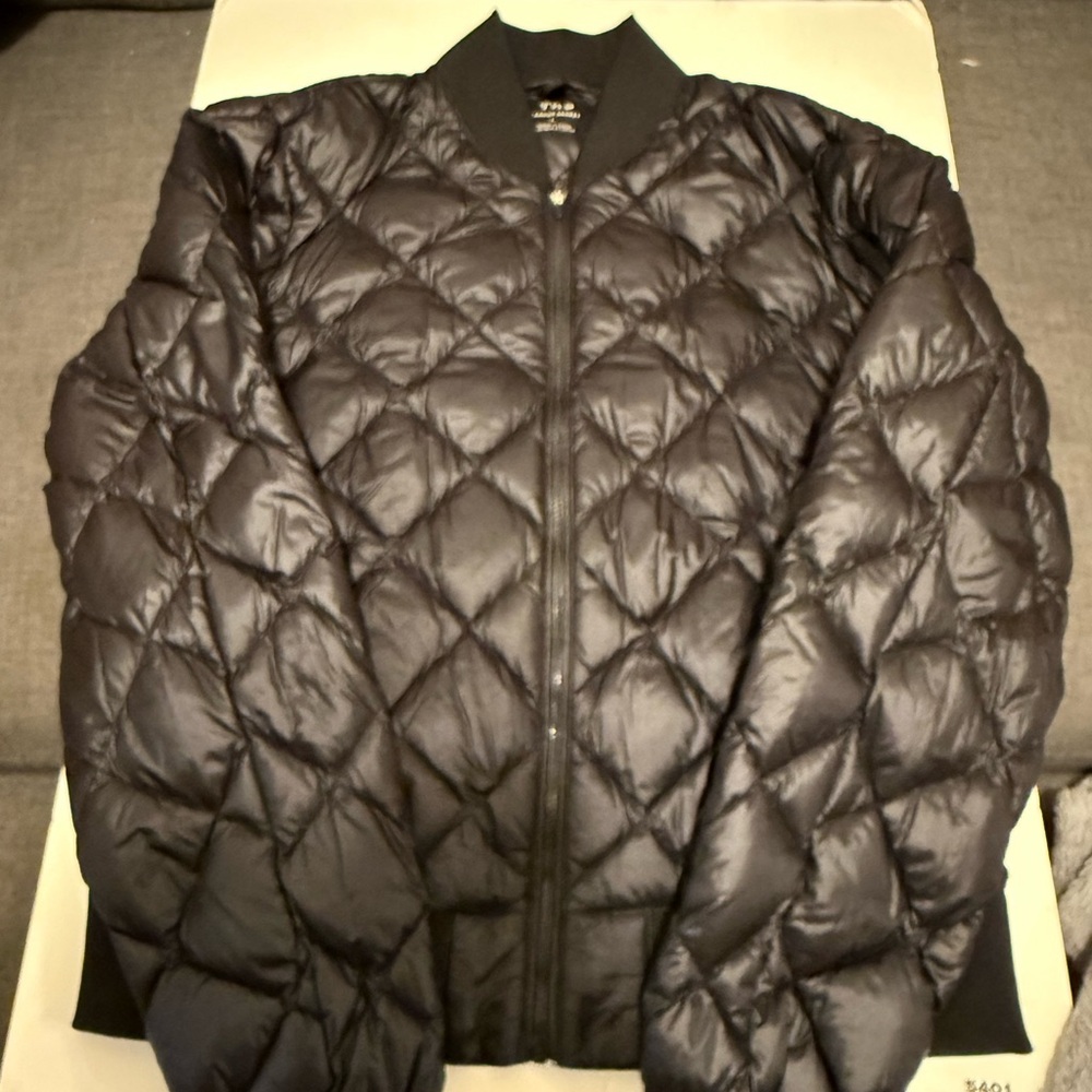 Aritzia TNA Women's Black Semi Cropped Quilted Jacket